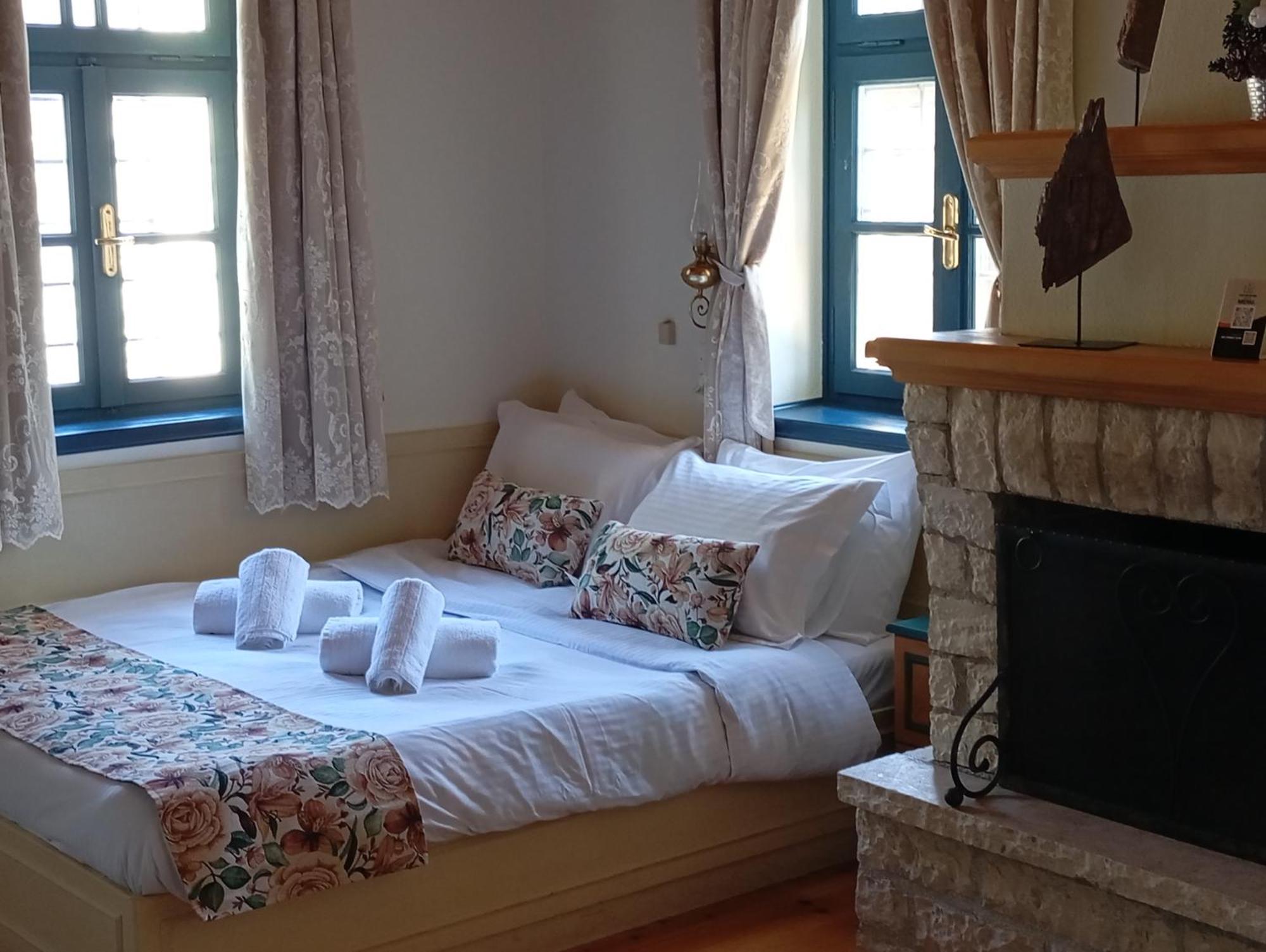 Andromachi'S Beloi Hotel ビッツァ エクステリア 写真
